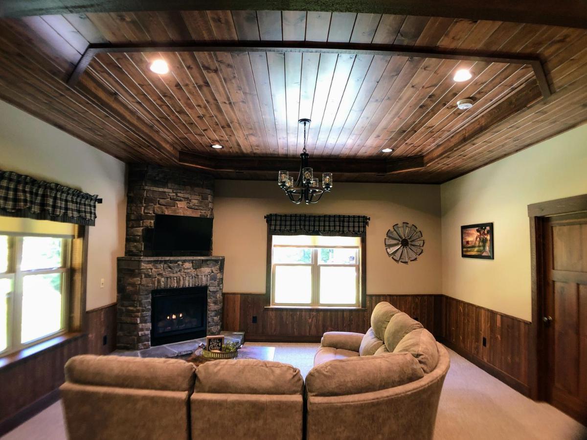 Sojourner'S Lodge & Log Cabin Suites Dundee Bagian luar foto