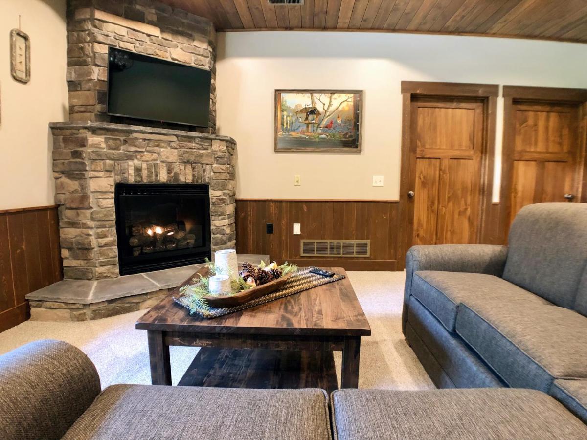 Sojourner'S Lodge & Log Cabin Suites Dundee Bagian luar foto