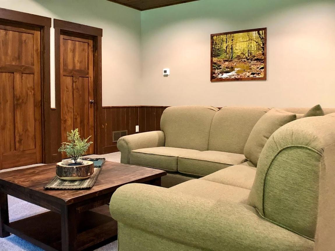 Sojourner'S Lodge & Log Cabin Suites Dundee Bagian luar foto