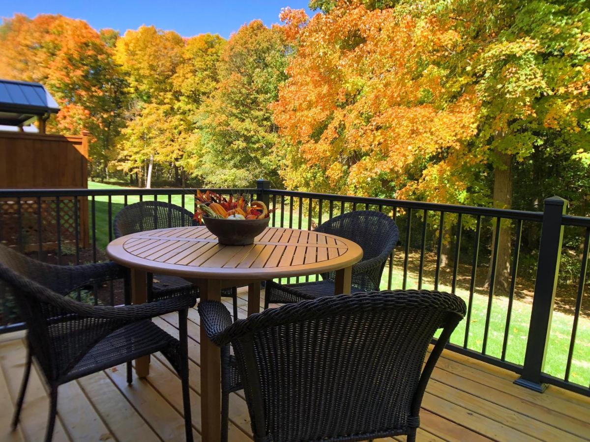 Sojourner'S Lodge & Log Cabin Suites Dundee Bagian luar foto